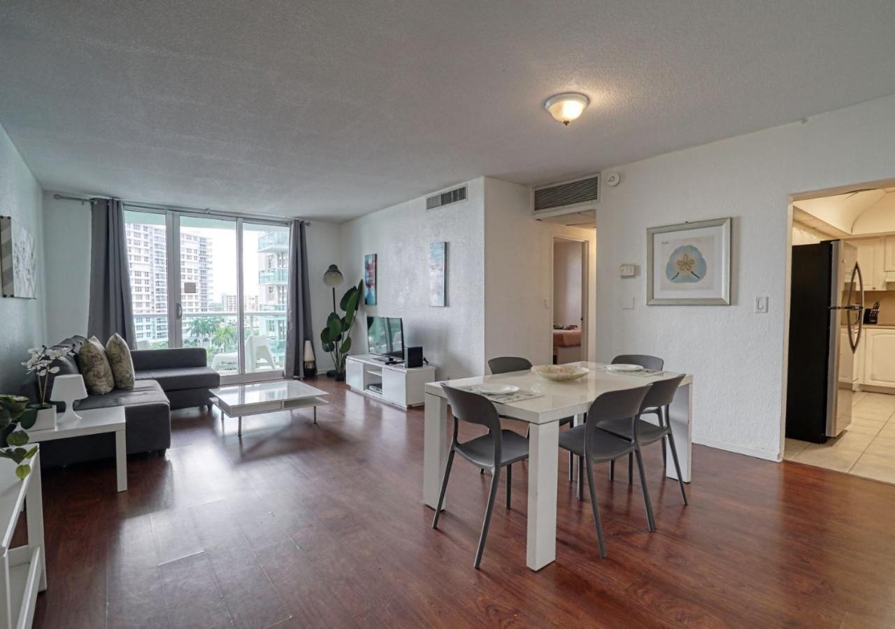 The Tides On Miami Hollywood Bay View Apartments 1B מראה חיצוני תמונה