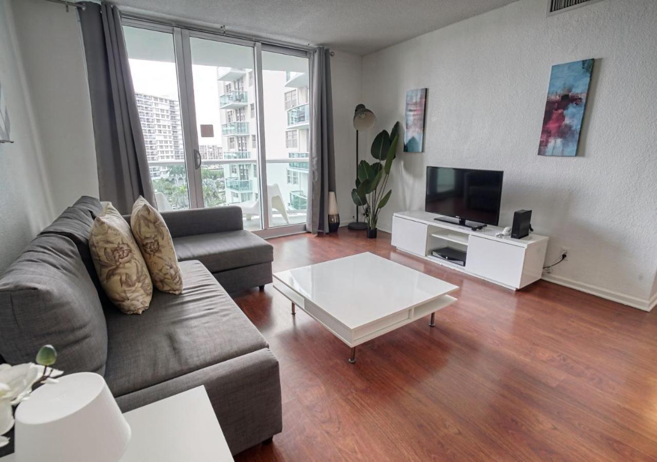 The Tides On Miami Hollywood Bay View Apartments 1B מראה חיצוני תמונה