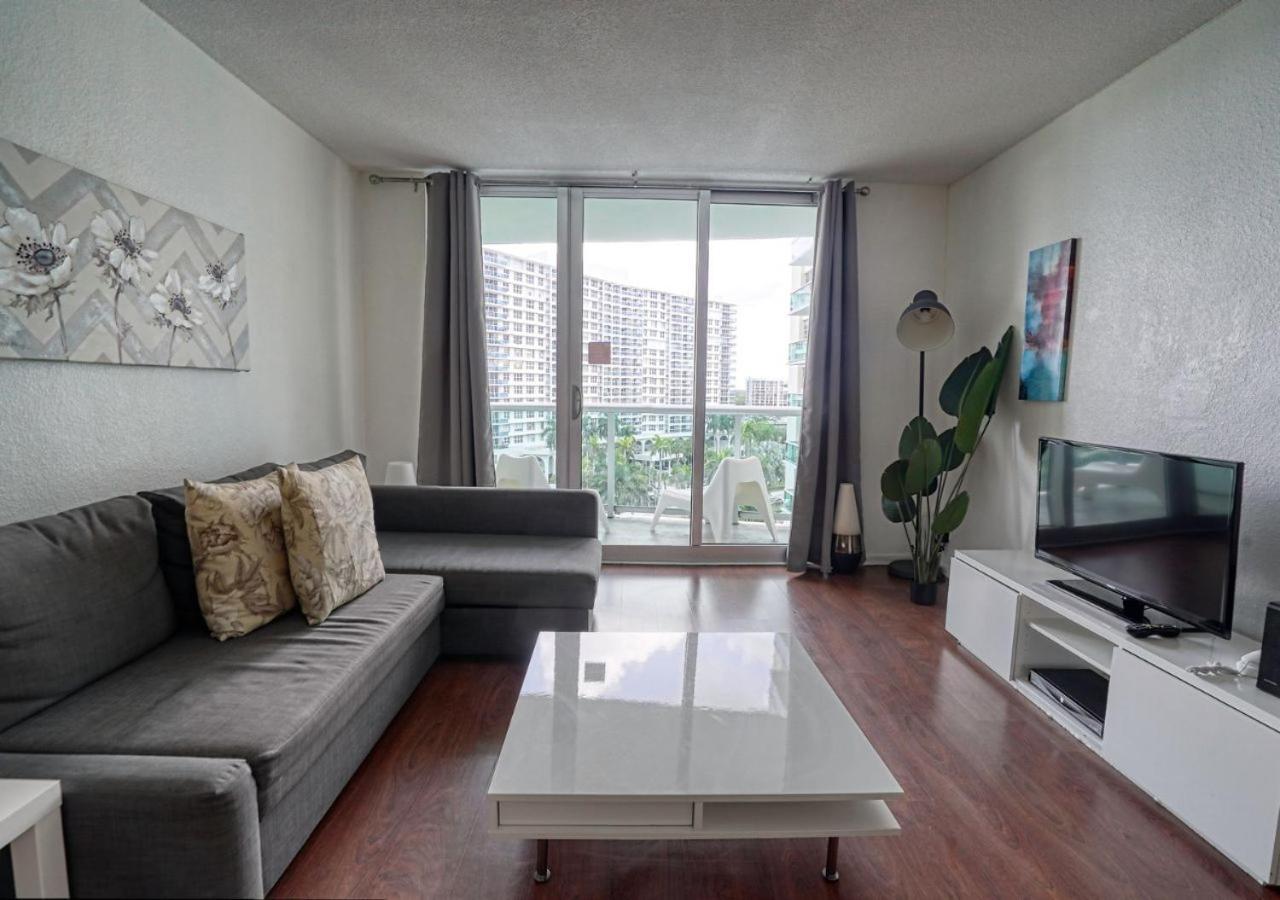 The Tides On Miami Hollywood Bay View Apartments 1B מראה חיצוני תמונה